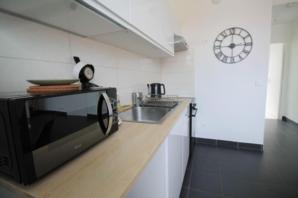 Escale-Marne Fr - 102 - Free Parking - Free Luggage Storage - All Equipped - Linen Included - Washing Machine - 10Mn Walk Metro 8 - Rer A - Panoramic View - From 1 To 4 Guests Maisons-Alfort Exterior photo