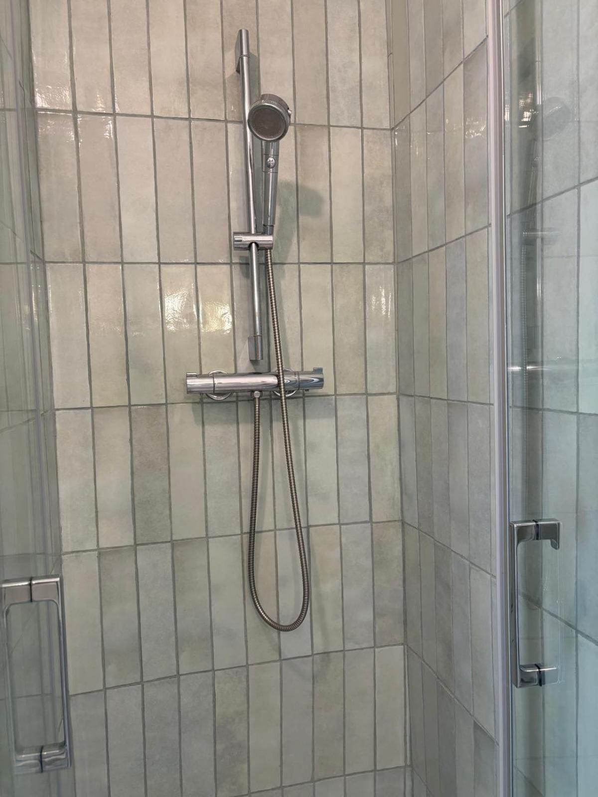 Escale-Marne Fr - 102 - Free Parking - Free Luggage Storage - All Equipped - Linen Included - Washing Machine - 10Mn Walk Metro 8 - Rer A - Panoramic View - From 1 To 4 Guests Maisons-Alfort Exterior photo